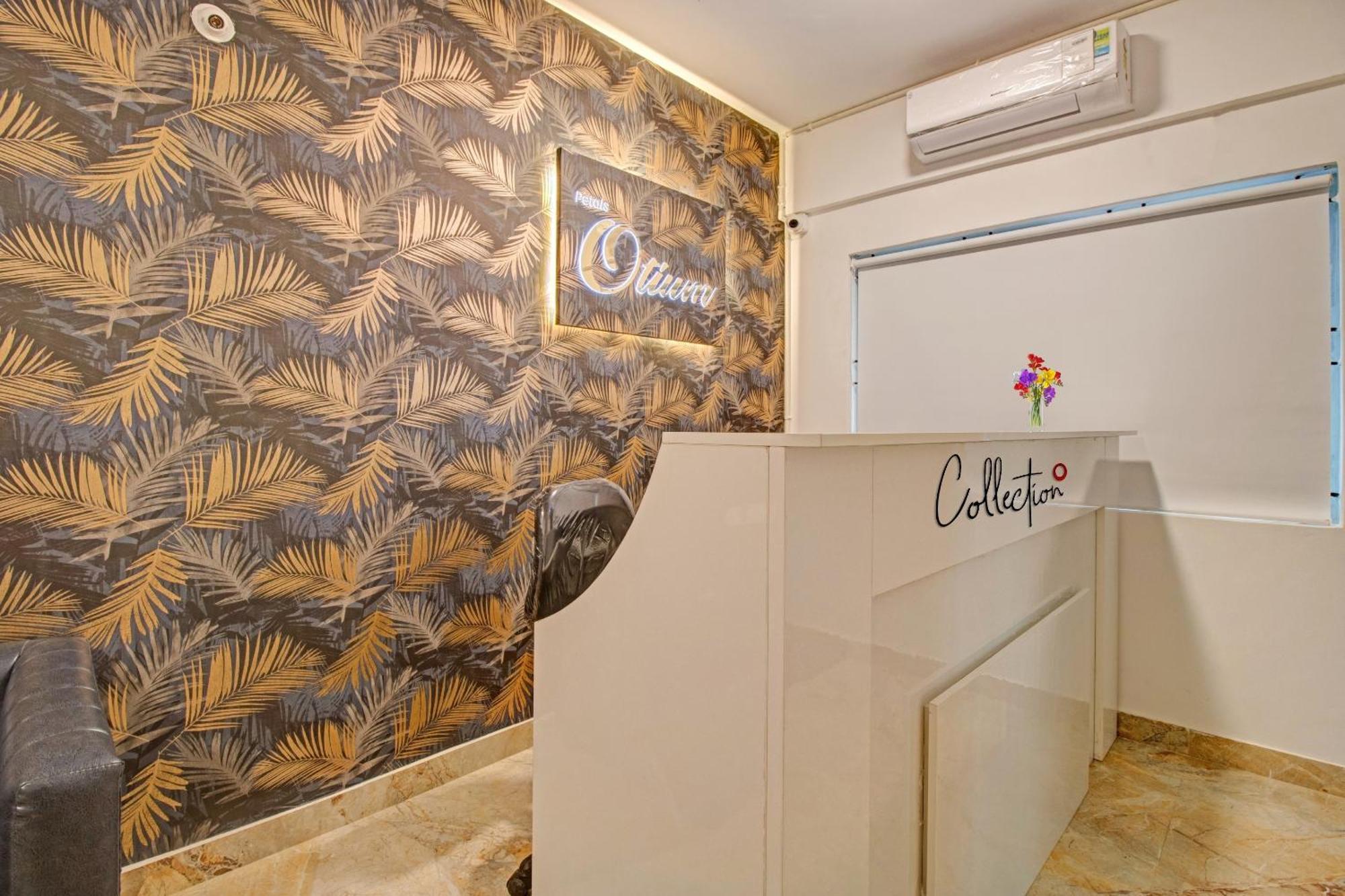 Super Collection O Petals Otium Business Hotel Bangalore Exterior foto